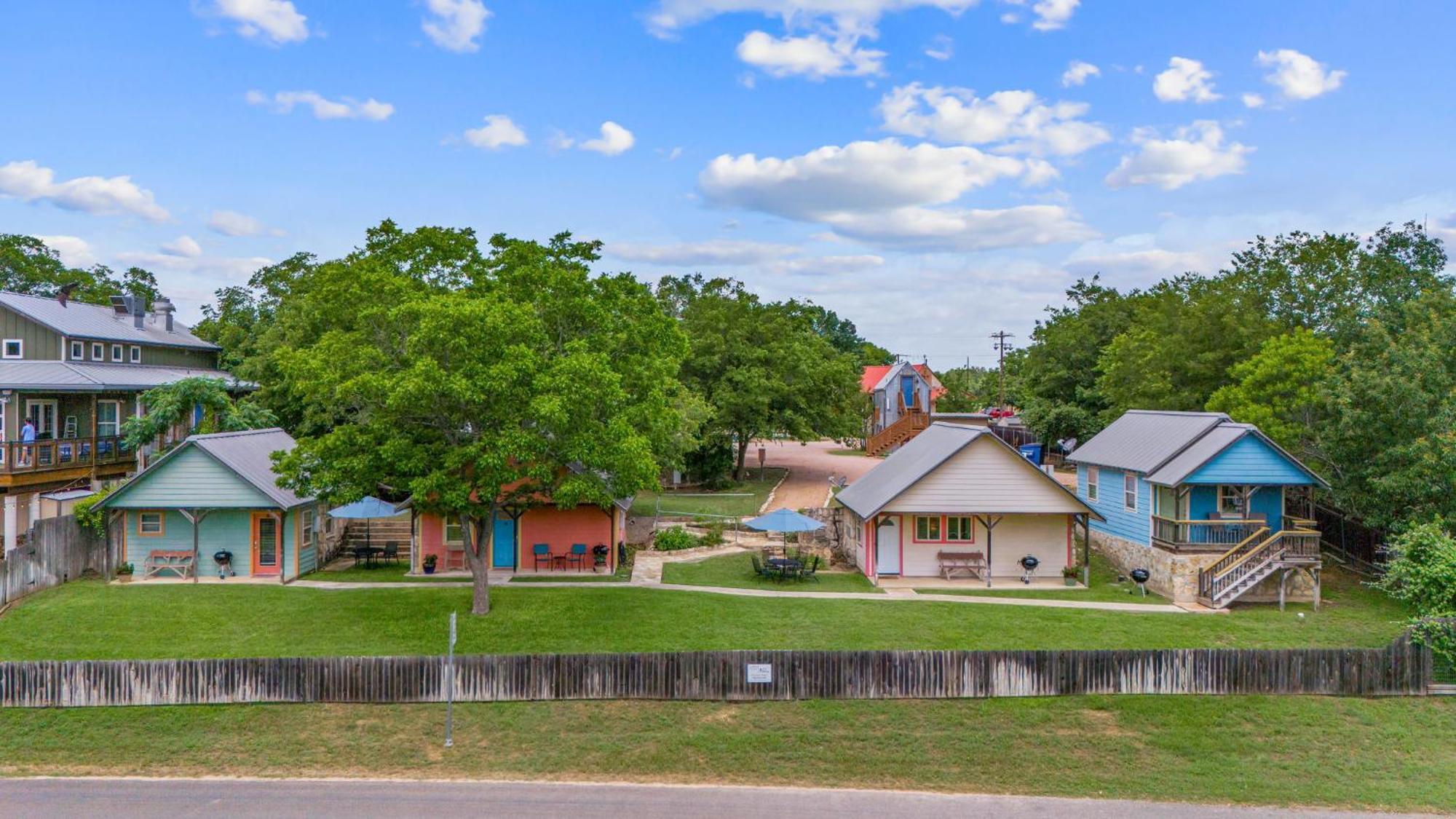 Blanco Riverside Cottages Екстер'єр фото