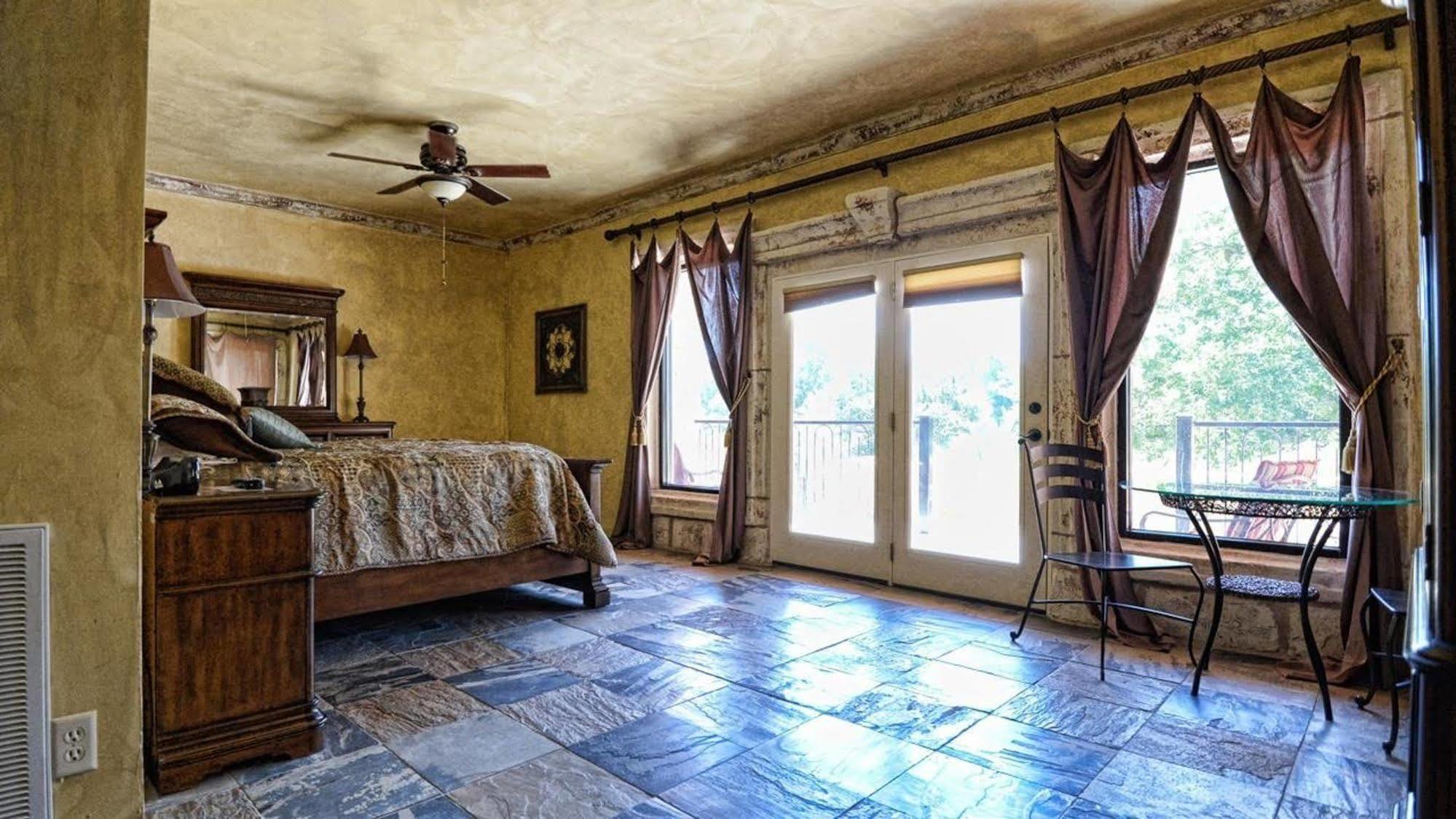 Blanco Riverside Cottages Екстер'єр фото